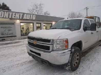 Chevrolet Silverado 3500HD Work Truck HD 3500 4X4 2013 81 000KM Image# 1