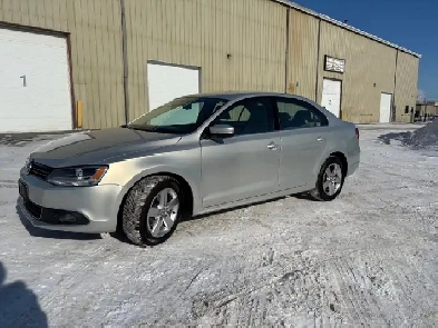 Fresh Safety 2011 VOLKSWAGEN JETTA SE Private sale Image# 1