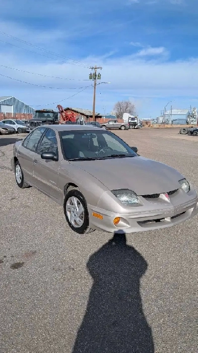 2002 Pontiac Sunfire Image# 1