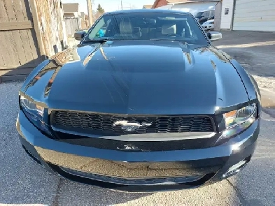 2012 Ford Mustang Image# 1