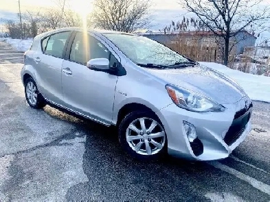 2017 Toyota Prius C 5dr HB Image# 1