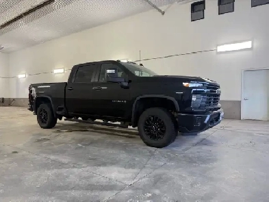 2024 Chevrolet 2500 HD Diesel Crew Cab Image# 1