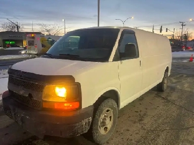2009 Chevrolet Express Cargo Van 2500 V8 4.8L 155