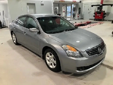 2009 Nissan Altima Image# 1