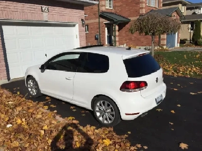 2010 Volkswagen 2.5 -5 cly Manual (second owner) Image# 1