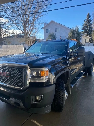 2015 GMC Sierra HD Denali 3500- Duramax diesel (deleted) Image# 1