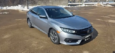 2018 Honda Civic SE Image# 1