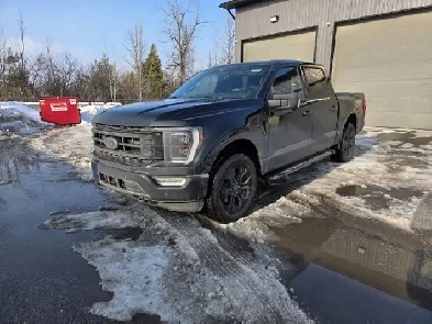 2022 Ford F-150 - Fully loaded, clean carfax, 2.7 Ecoboost! Image# 1