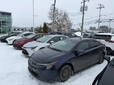 Toyota Corolla LE CVT 2023 à vendre Image# 1