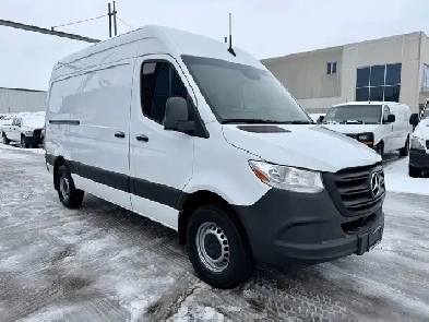 2021 Mercedes-Benz Sprinter Van 144WB - LEATHER - ONLY 83K! Image# 1