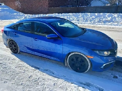 Honda Civic 2020 LX 86,000 KM (Garantie jusqu'en mai 2027) Image# 1