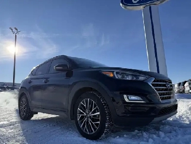 2019 Hyundai Tucson Luxury AWD / LOADED! / LEATHER! / AWD! / PAN Image# 1