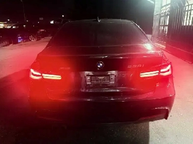 2018 bmw 330i 120k km Image# 1