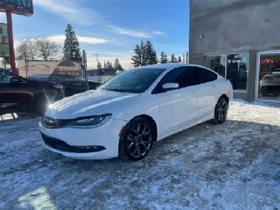 2015 Chrysler 200 S Image# 1