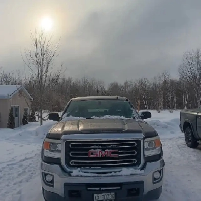 2015 GMC HD2500 Crew Cab Image# 1