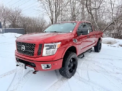 2016 Nissan Titan XD Pro4X edition fully loaded Image# 1