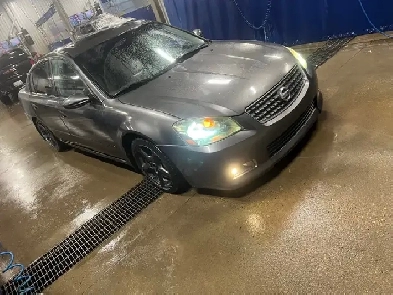 2005 Nissan Altima S E R Image# 1