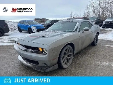 2021 Dodge Challenger SXT Image# 1