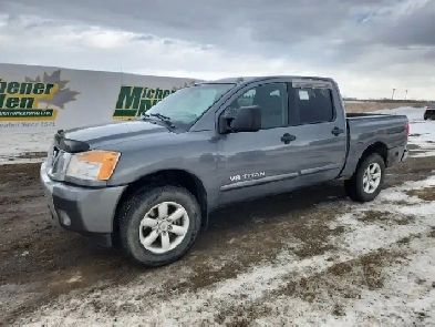2013 Nissan Titan w/SV Value Truck Package Image# 1