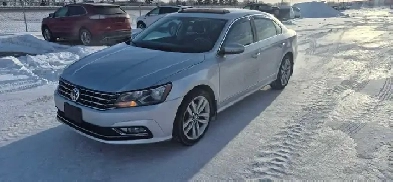 2016 VW Passat Highline Image# 1