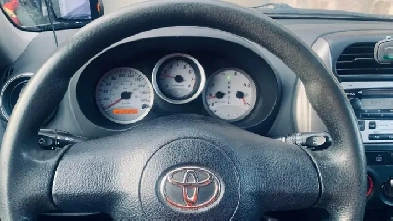 Toyota RAV4 2005 Running SUV Image# 1