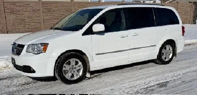 2015 Dodge Grand Caravan Crew E Stow n Go PKG .... 7 SEAT - Image# 1