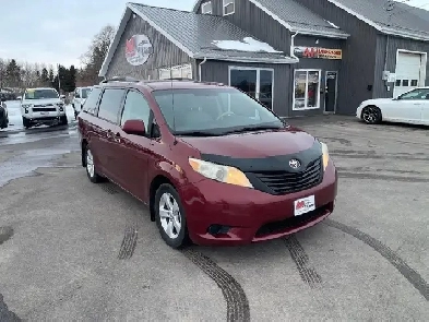 2012 Toyota Sienna