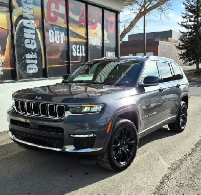 2023 Jeep grand cherokee l limited Image# 1