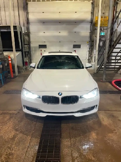 2014 BMW 328iX Drive Sedan Image# 1