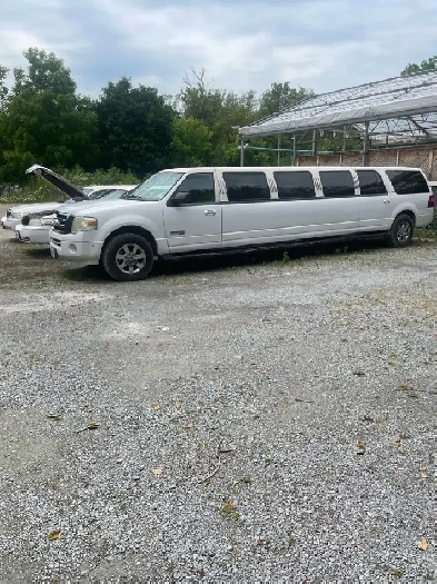 Limousine for sale Image# 1