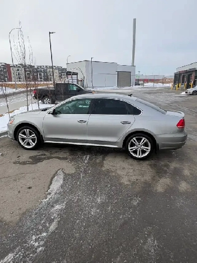 2013 Volkswagen Passat TDI Image# 1
