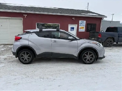 2018 Toyota C-HR XLE Image# 1