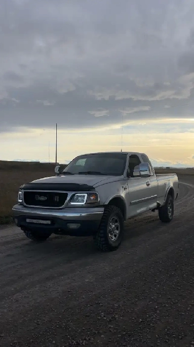 2002 ford f150 7700 edition Image# 1