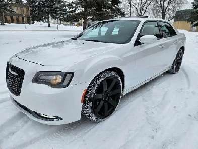 2015 Chrysler 300s 3.6L V6 RWD Image# 1