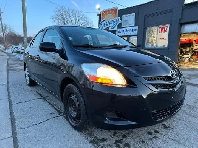 2007 Toyota Yaris Sedan Image# 1