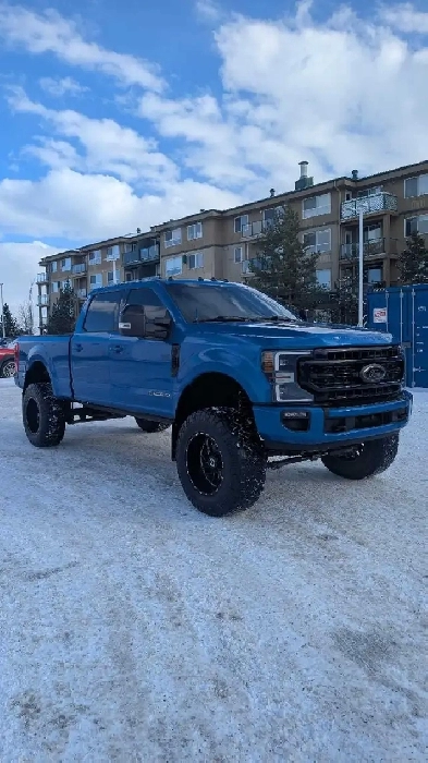 2021 Ford F350 Lariat Image# 1