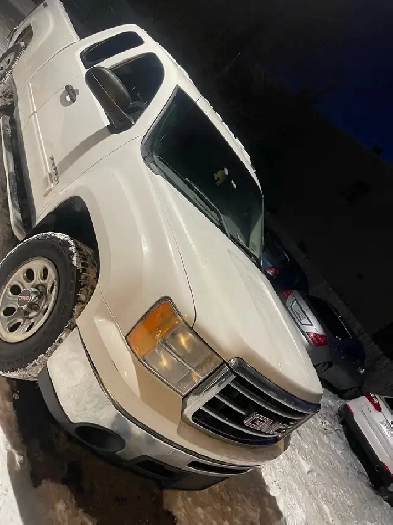 2012 GMC Sierra TRUCK (4.8 L) & 4x4 (Good Inspection) Image# 1