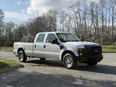 2008 Ford F-250 XL 8 Foot Bed Image# 1