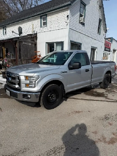 2016 Ford F150 XLT 2WD