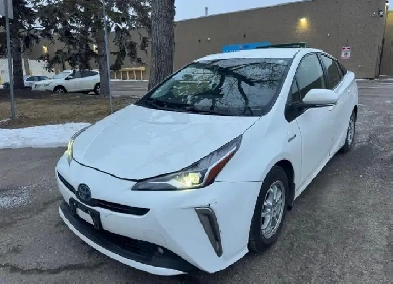 2021 Toyota Prius All Wheel Drive Image# 1