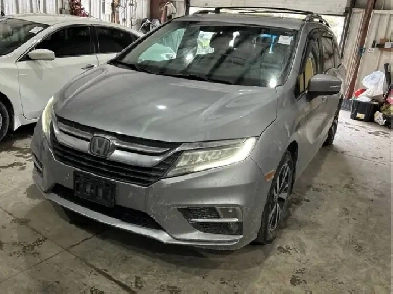 2018 HONDA ODYSSEY  TOURING PKG  MUST SEE TOURING Image# 1