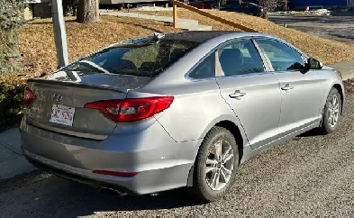 Immaculate 2016 Hyundai Sonata $13990 or best offer. Image# 1