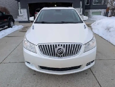 2010 Buick Lacrosse CXL One Owner Image# 1