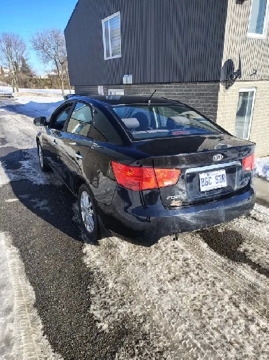 2012 Kia forte ex 4 portes