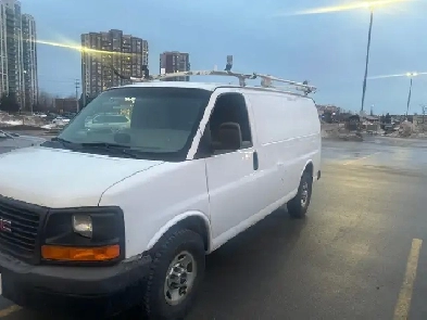 2013 gmc sevana 2500 Image# 1