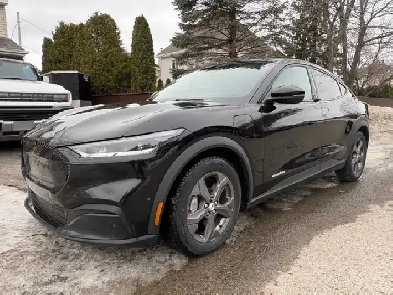 Ford Mustang Mach-e Select AWD 2022 Image# 1