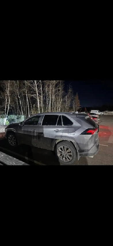 SUV FOR SALE Image# 1