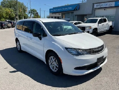 2024 Chrysler Grand Caravan SXT Image# 1