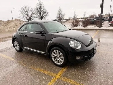 2012 Volkswagen Beetle Sport Image# 1