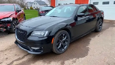 2022 Chrysler 300 S